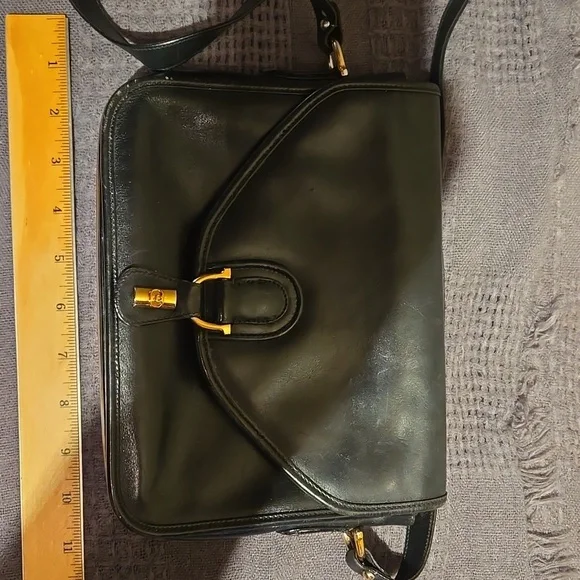 Designer Vintage Leather Handbag with Long Strap - Picture 4 of 9